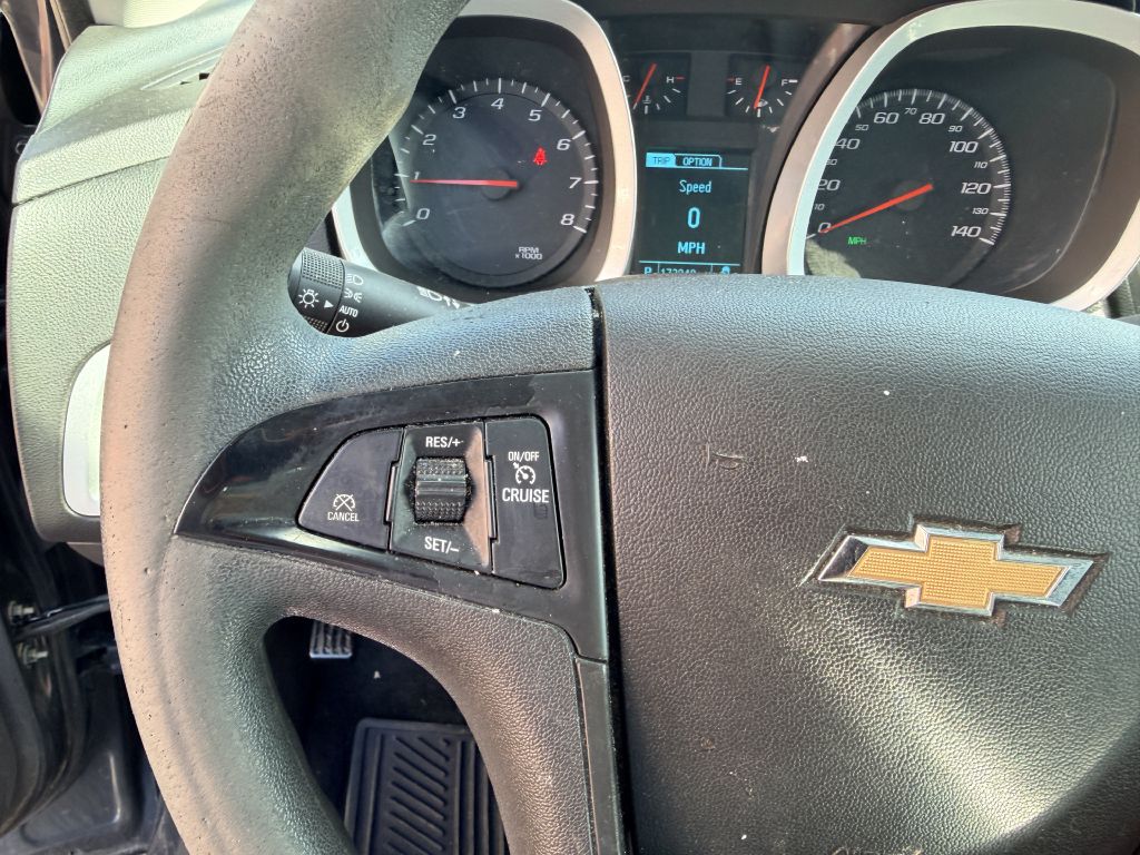 Photo 12 of this CHEVROLET EQUINOX