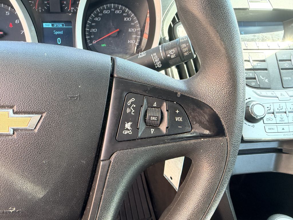 Photo 13 of this CHEVROLET EQUINOX