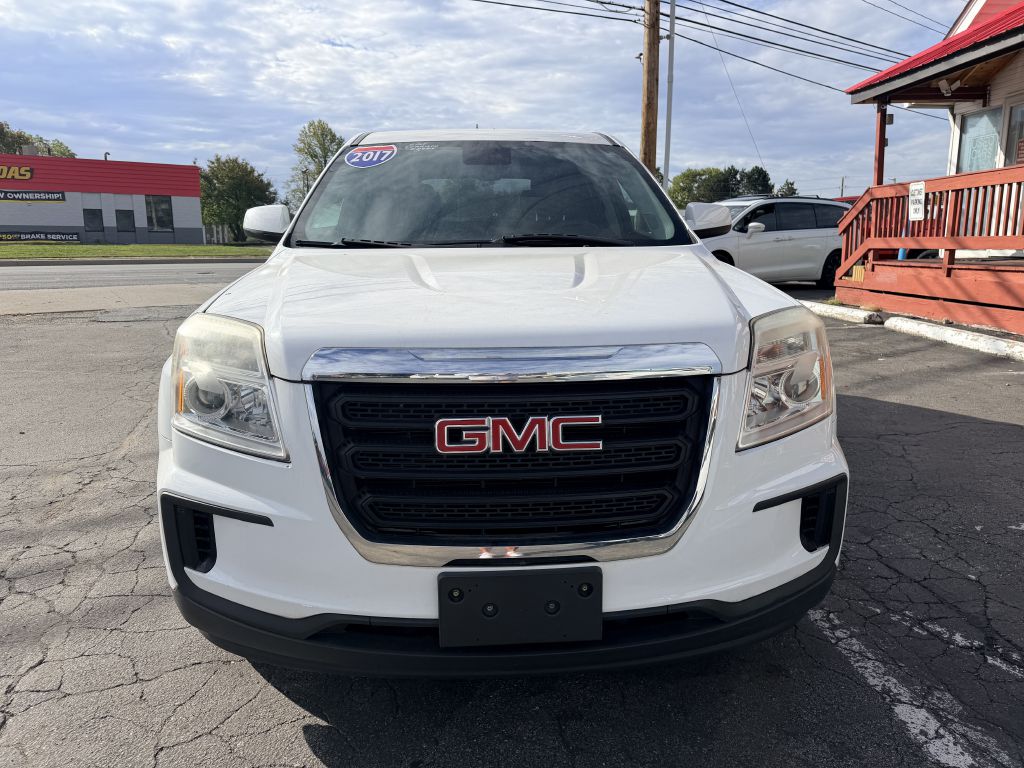 Photo 2 of this GMC TERRAIN