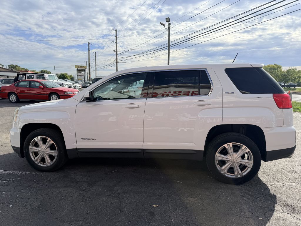 Photo 3 of this GMC TERRAIN