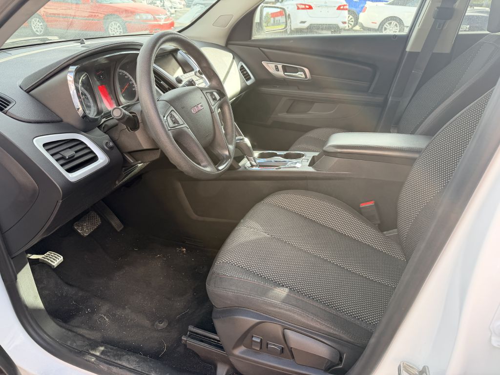 Photo 10 of this GMC TERRAIN