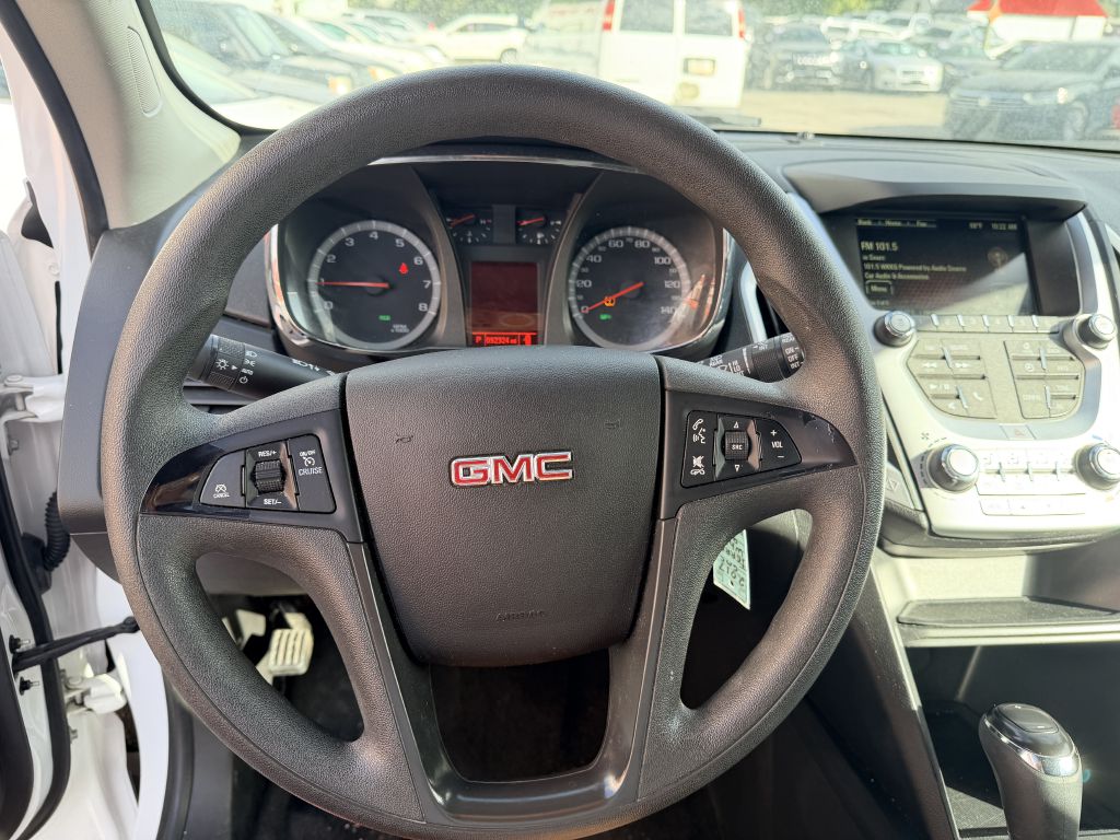Photo 11 of this GMC TERRAIN