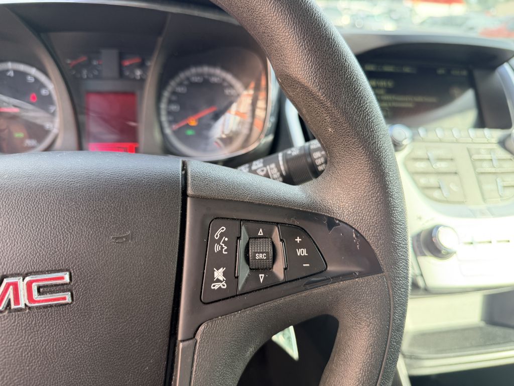 Photo 15 of this GMC TERRAIN