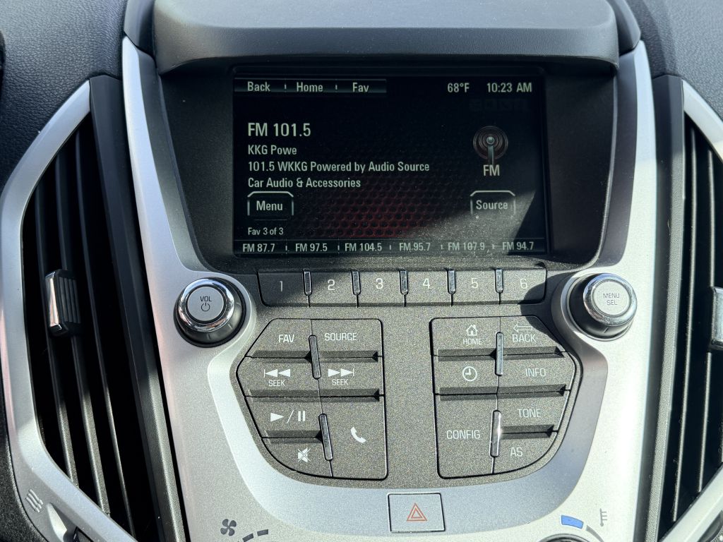 Photo 17 of this GMC TERRAIN