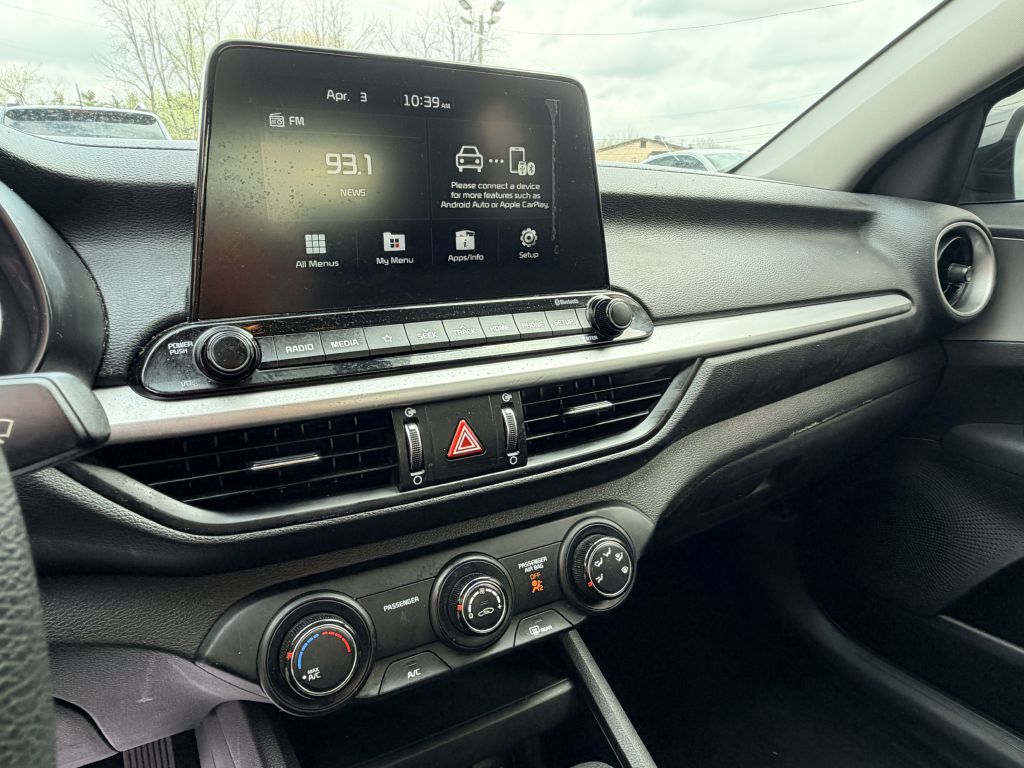 Photo 10 of this KIA FORTE