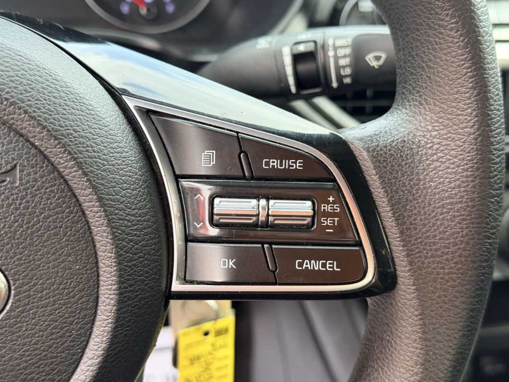Photo 14 of this KIA FORTE