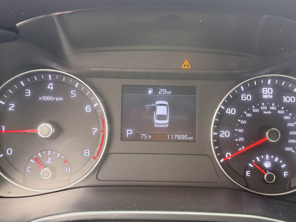 Photo 15 of this KIA FORTE