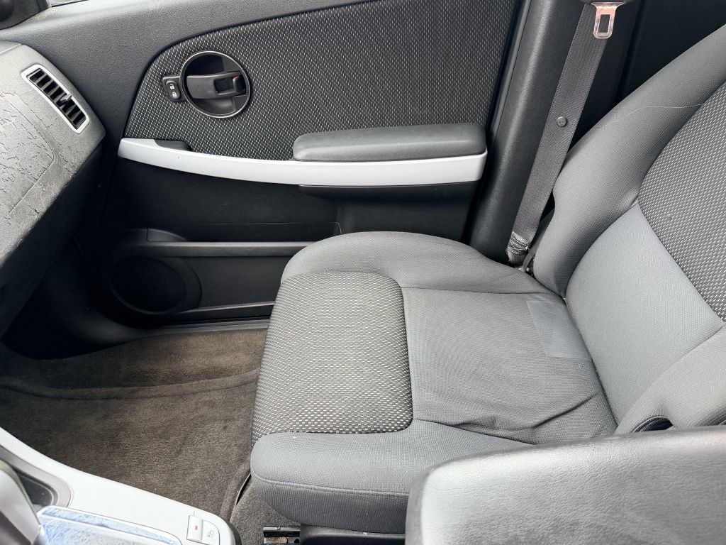 Photo 12 of this PONTIAC TORRENT
