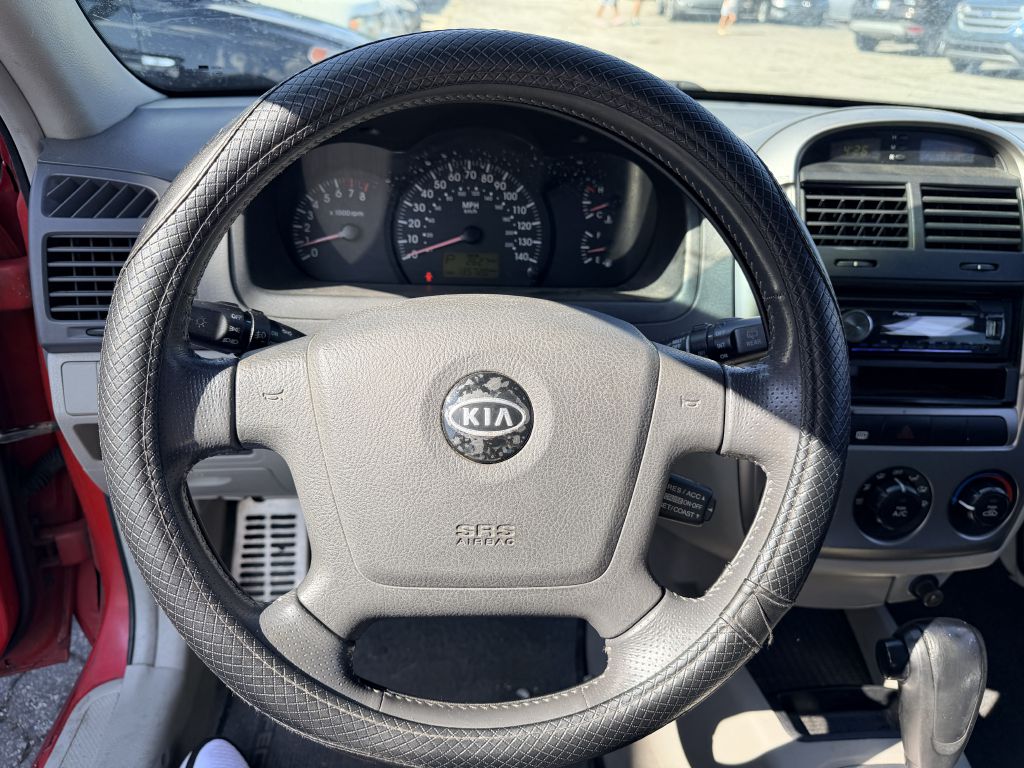 Photo 9 of this KIA SPECTRA