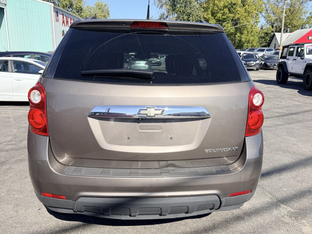 Photo 4 of this CHEVROLET EQUINOX