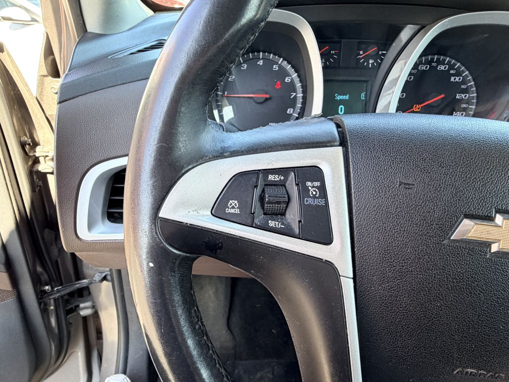 Photo 13 of this CHEVROLET EQUINOX