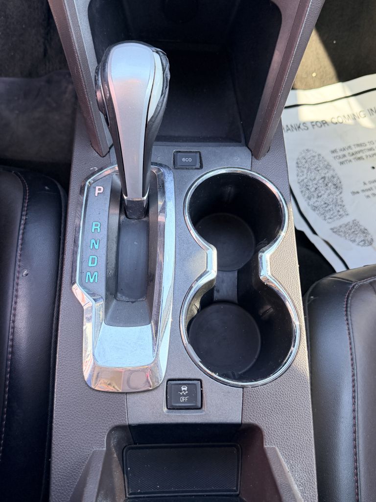 Photo 18 of this CHEVROLET EQUINOX