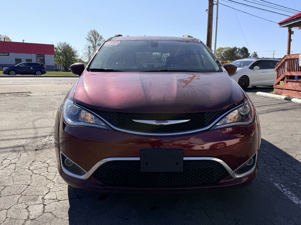 Photo 2 of this CHRYSLER PACIFICA