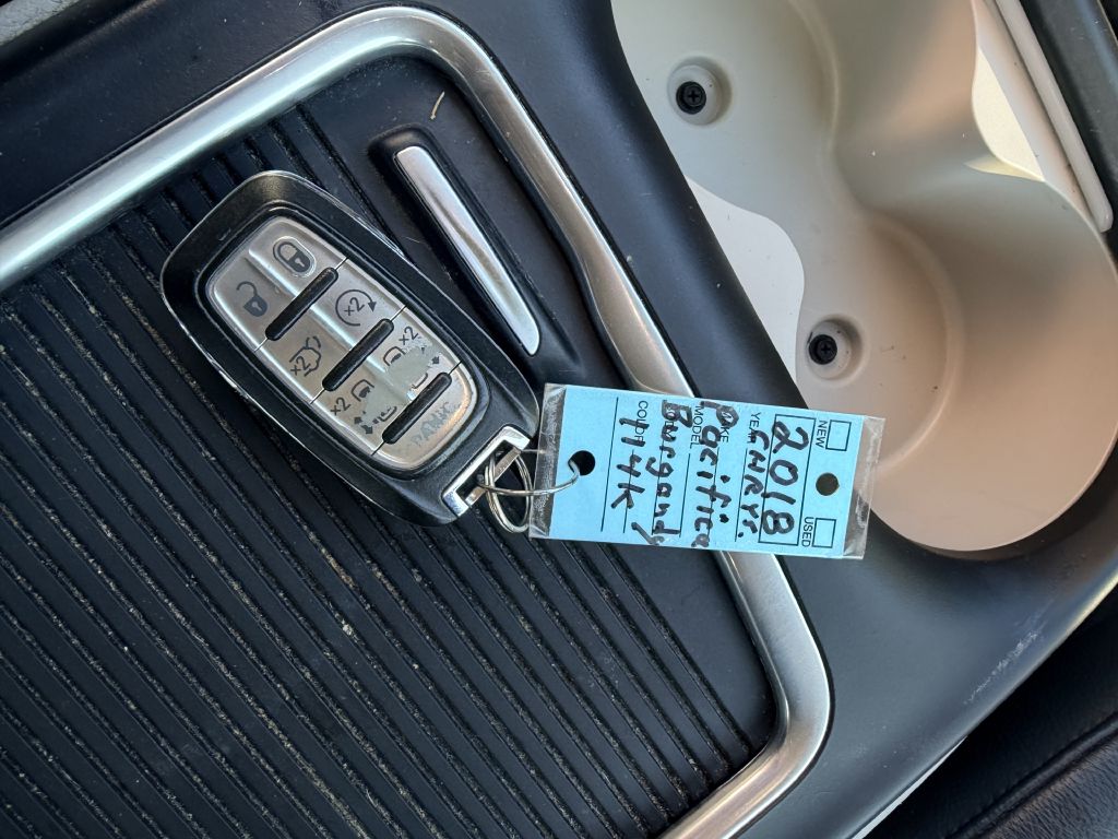 Photo 25 of this CHRYSLER PACIFICA
