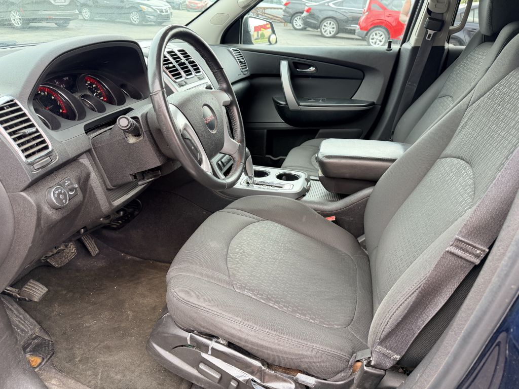 Photo 11 of this GMC ACADIA