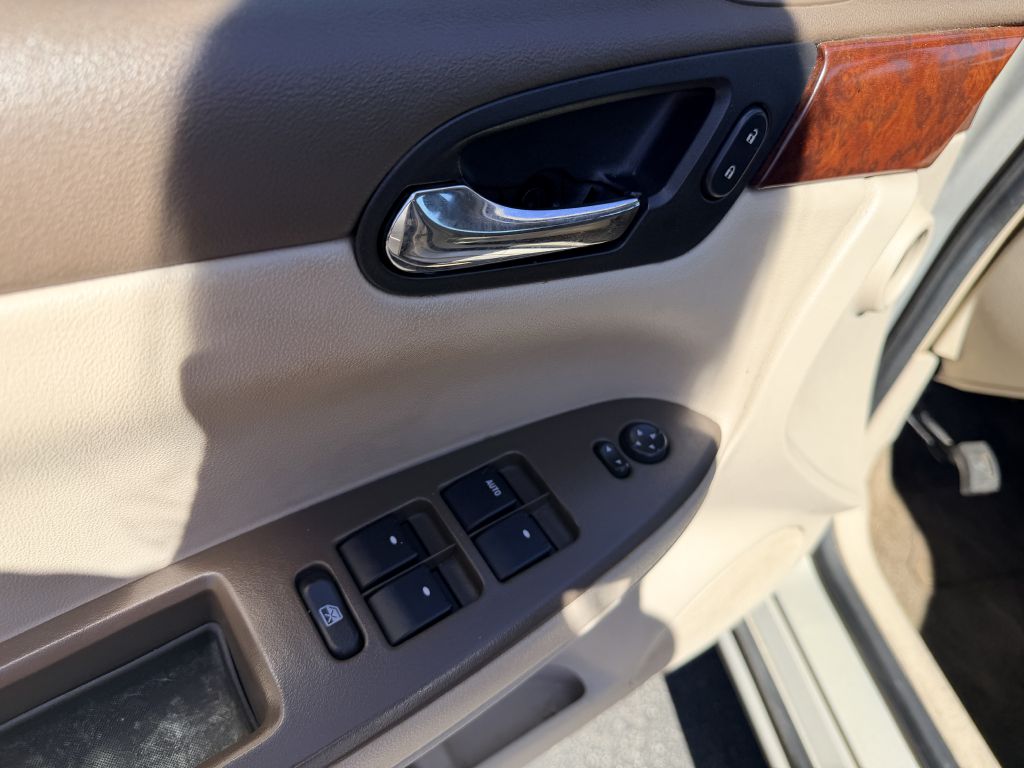 Photo 7 of this CHEVROLET IMPALA