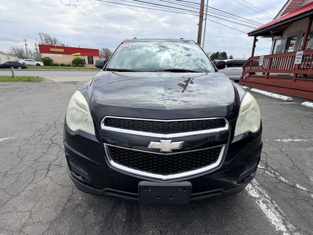 Photo 2 of this CHEVROLET EQUINOX