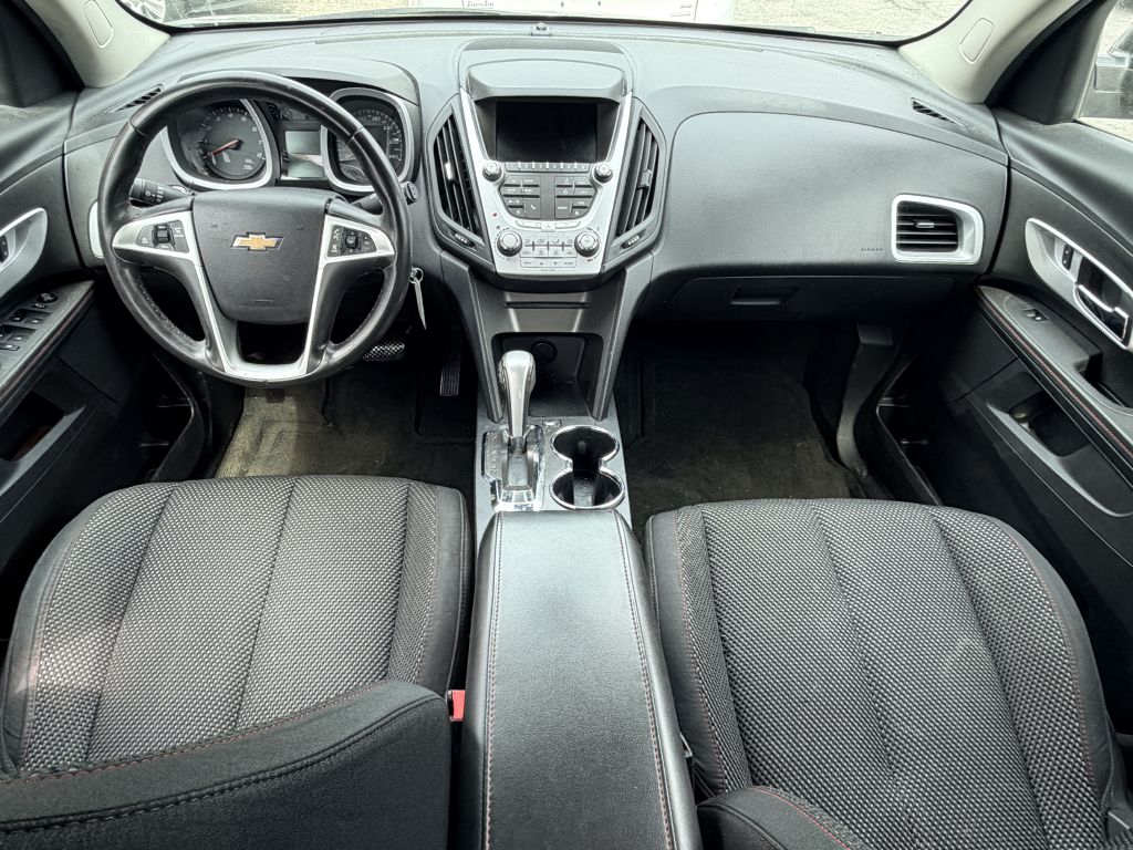 Photo 7 of this CHEVROLET EQUINOX