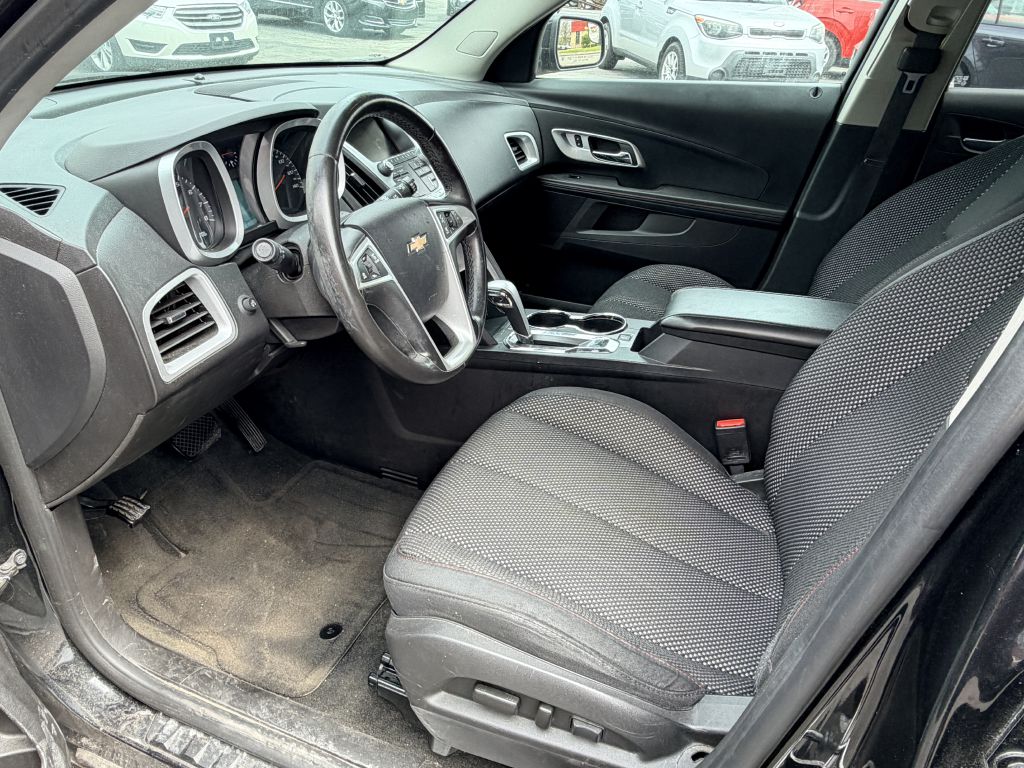 Photo 9 of this CHEVROLET EQUINOX