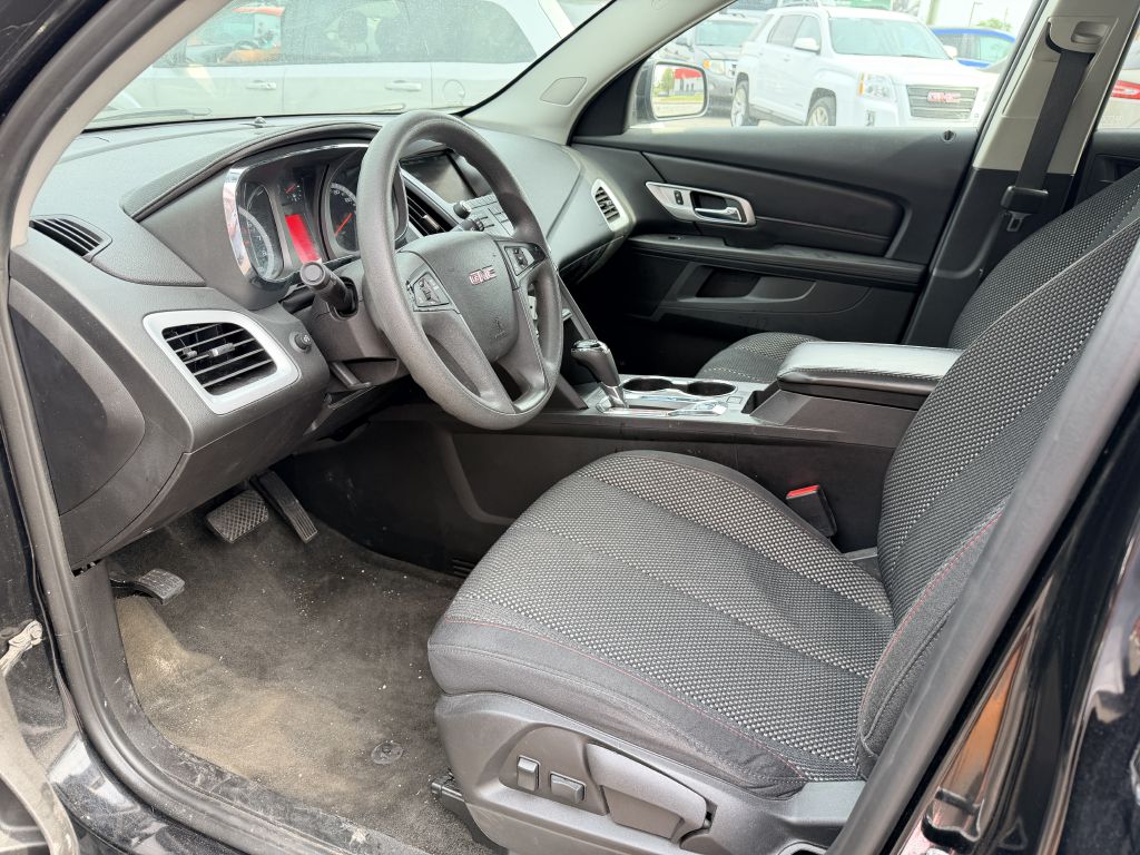 Photo 10 of this GMC TERRAIN