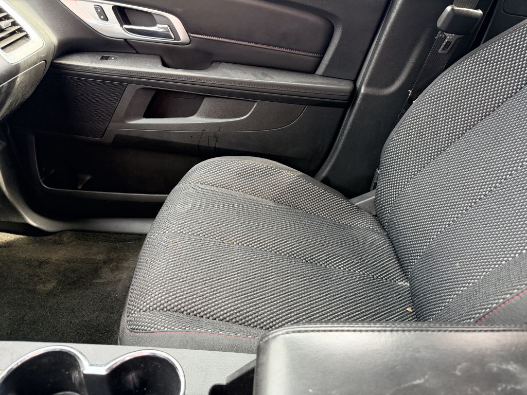 Photo 13 of this GMC TERRAIN