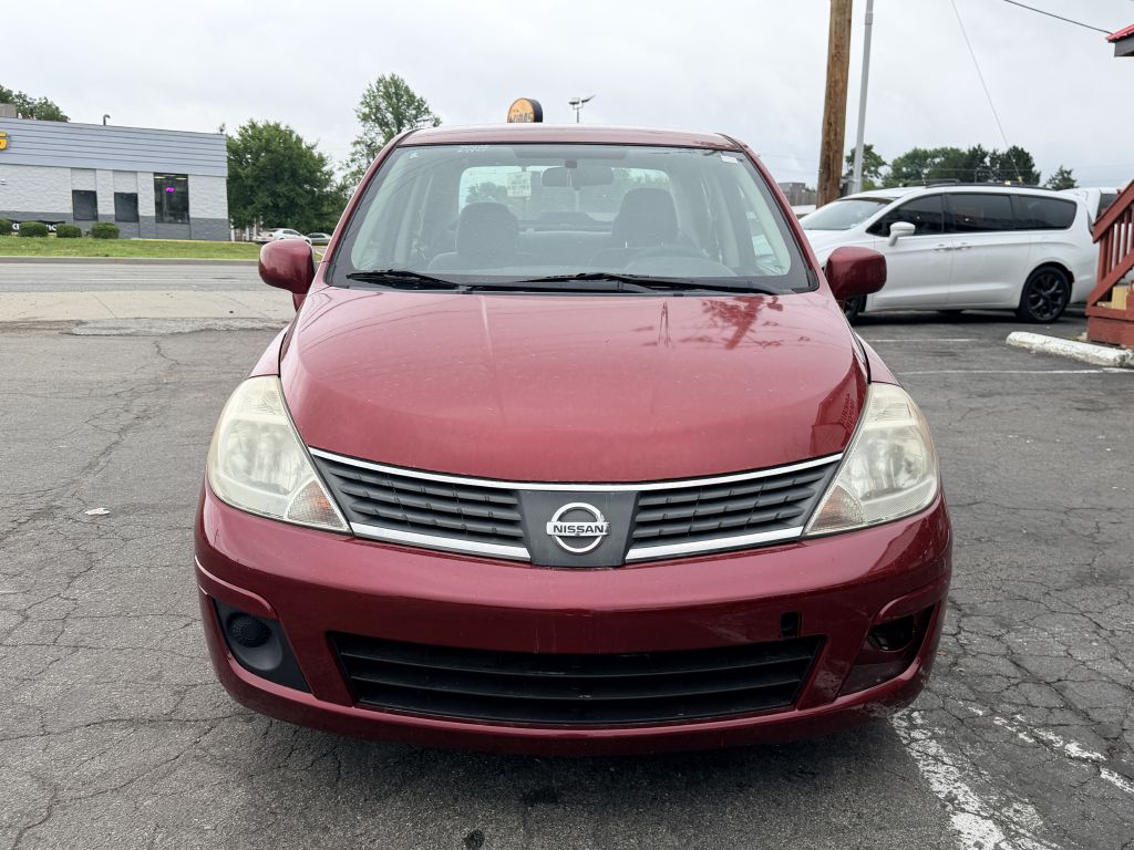 Photo 2 of this NISSAN VERSA