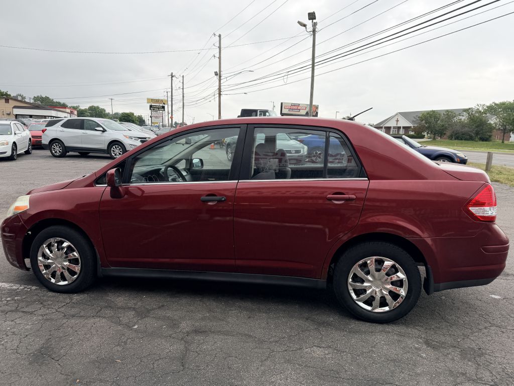 Photo 3 of this NISSAN VERSA