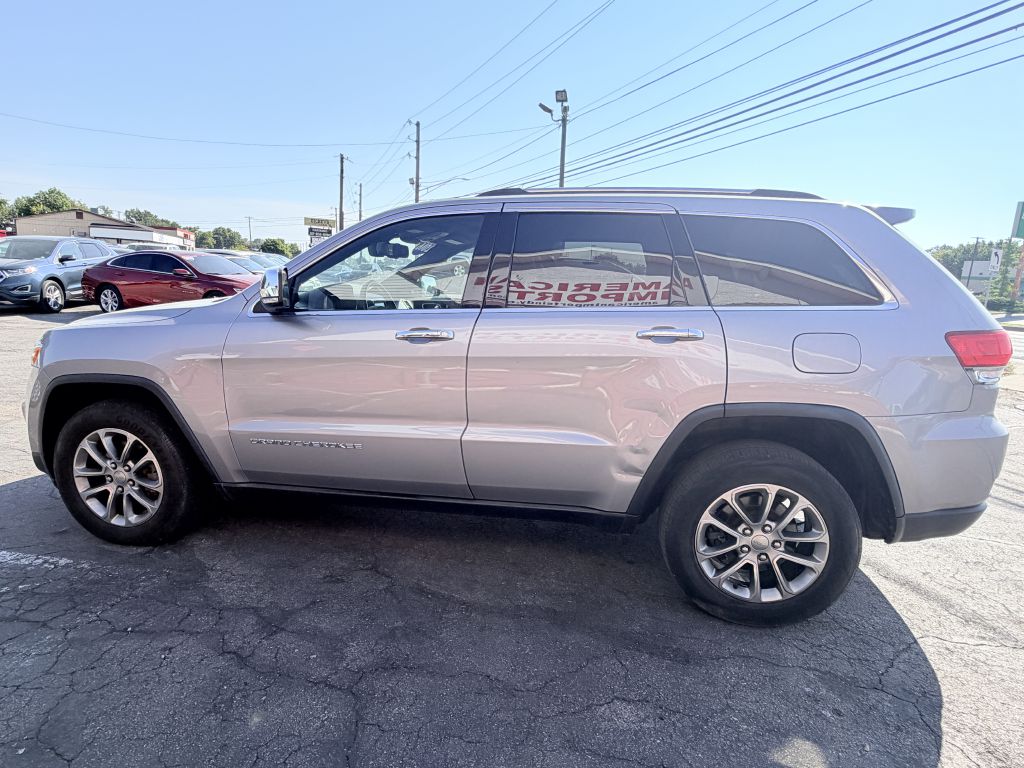 Photo 3 of this JEEP GRAND CHEROKEE