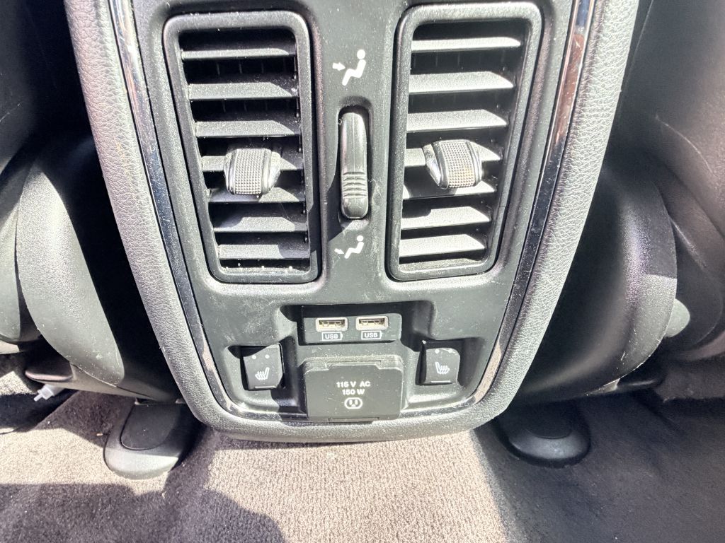 Photo 7 of this JEEP GRAND CHEROKEE