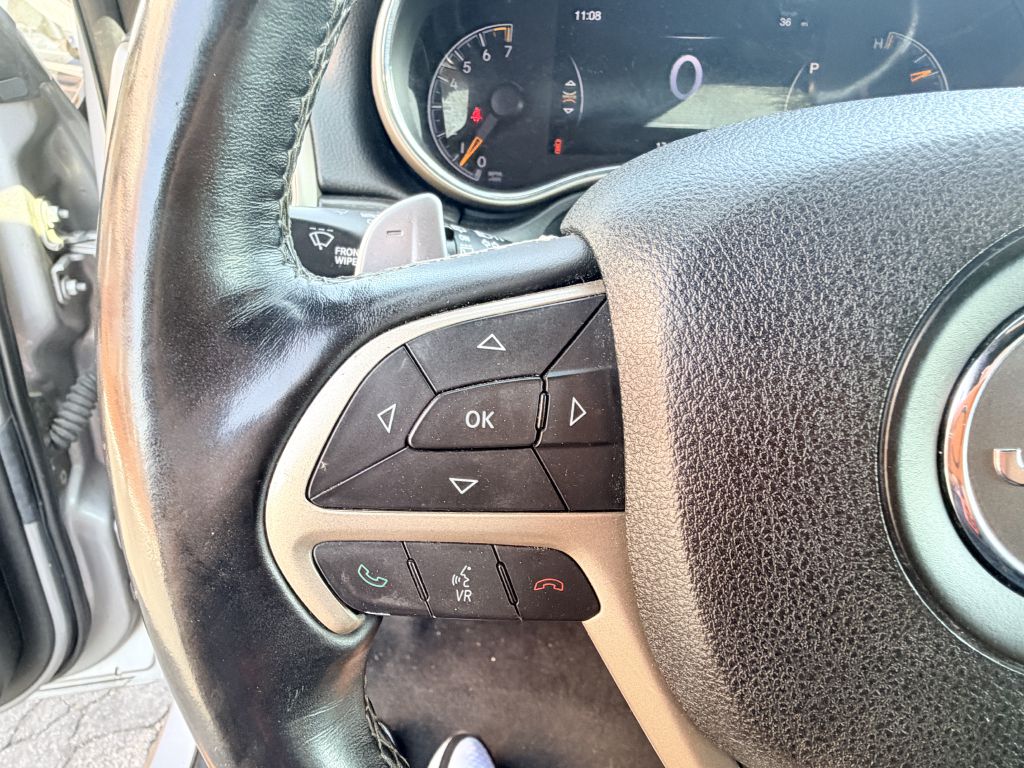 Photo 14 of this JEEP GRAND CHEROKEE