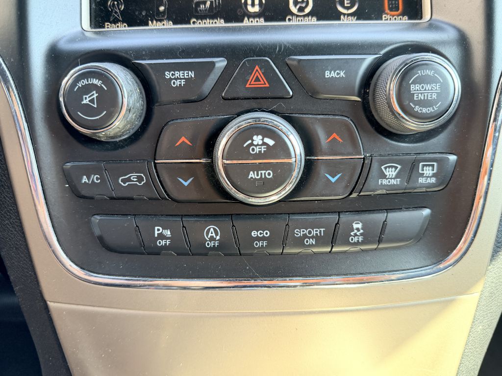 Photo 18 of this JEEP GRAND CHEROKEE