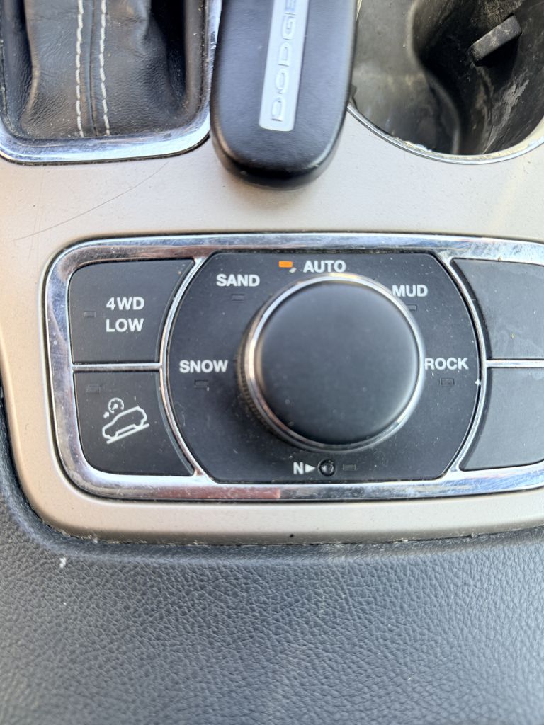 Photo 20 of this JEEP GRAND CHEROKEE