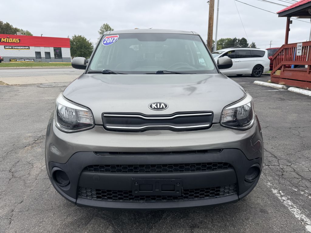 Photo 2 of this KIA SOUL