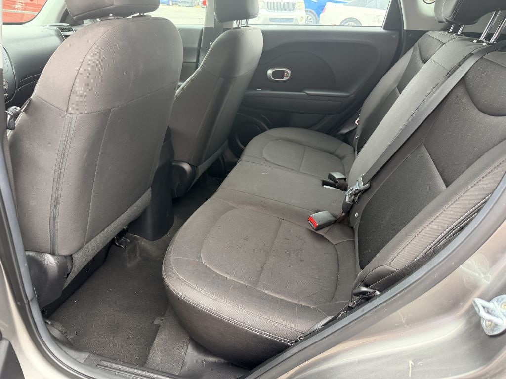 Photo 6 of this KIA SOUL