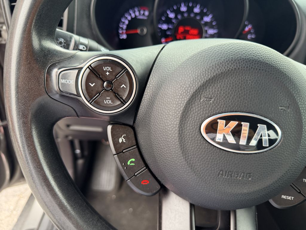 Photo 13 of this KIA SOUL