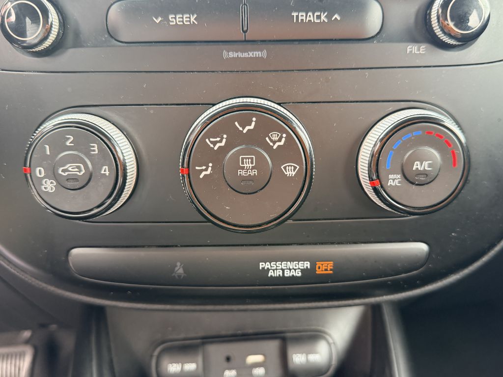Photo 17 of this KIA SOUL