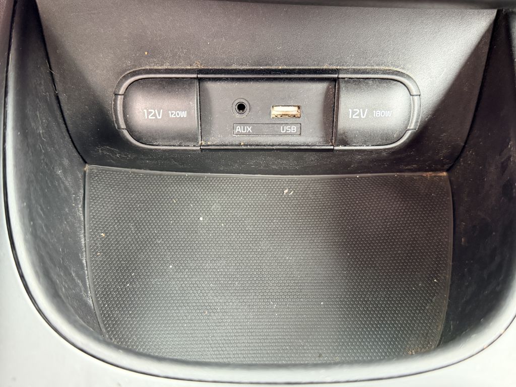 Photo 18 of this KIA SOUL
