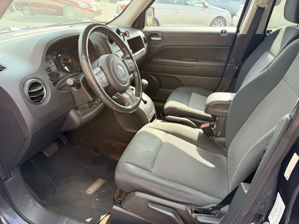 Photo 9 of this JEEP PATRIOT