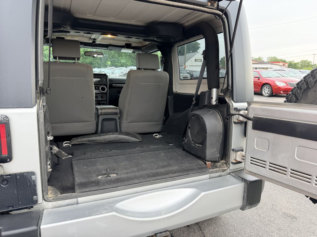 Photo 5 of this JEEP WRANGLER