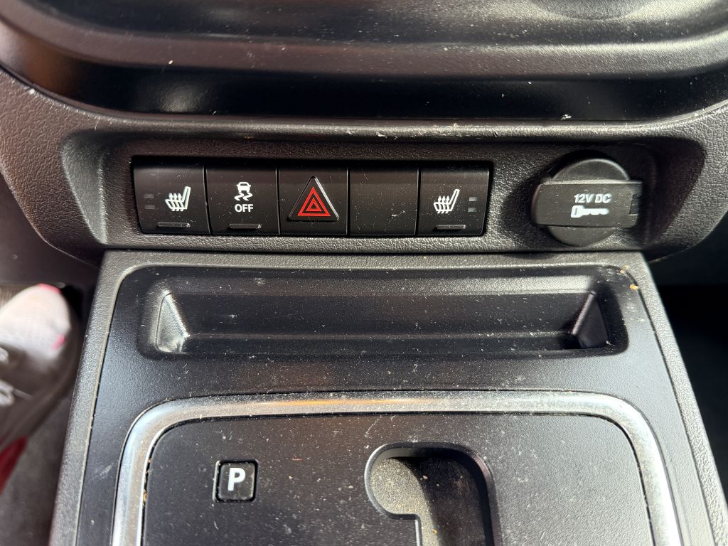 Photo 18 of this JEEP PATRIOT
