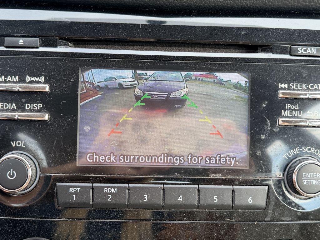 Photo 21 of this NISSAN ROGUE