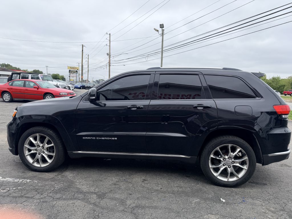 Photo 3 of this JEEP GRAND CHEROKEE