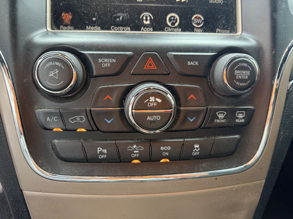 Photo 19 of this JEEP GRAND CHEROKEE