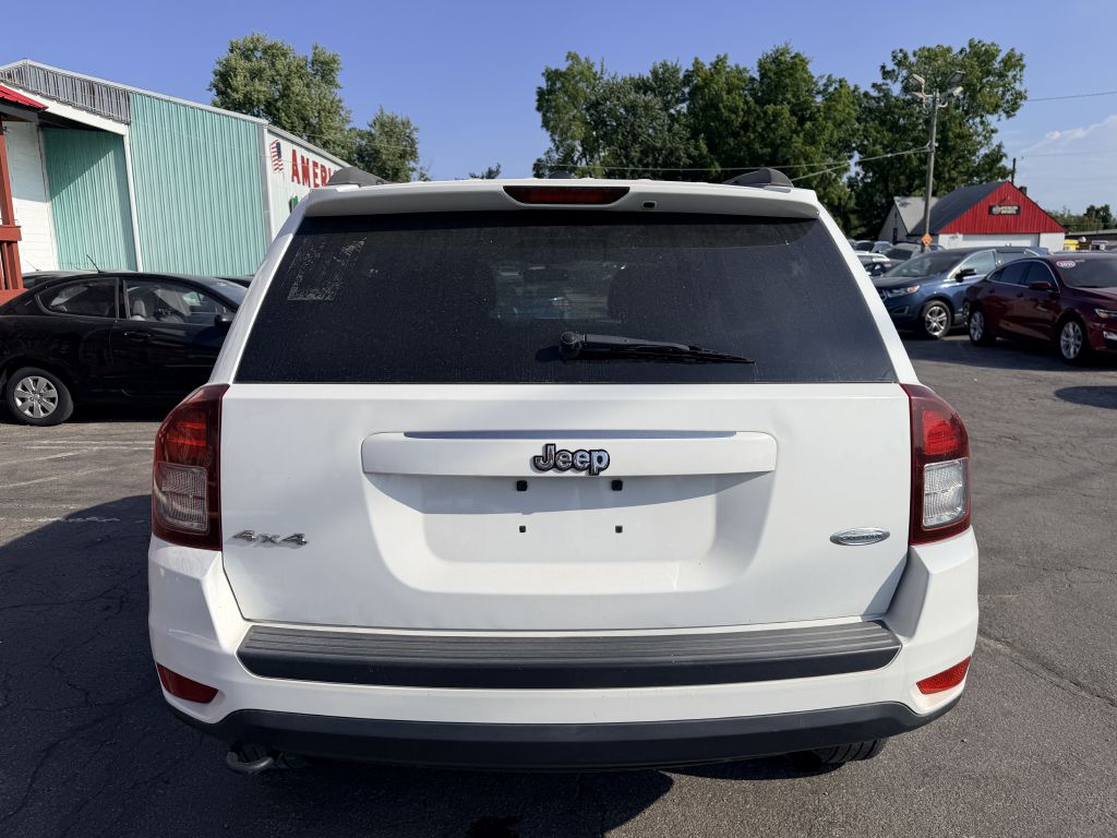 Photo 4 of this JEEP COMPASS