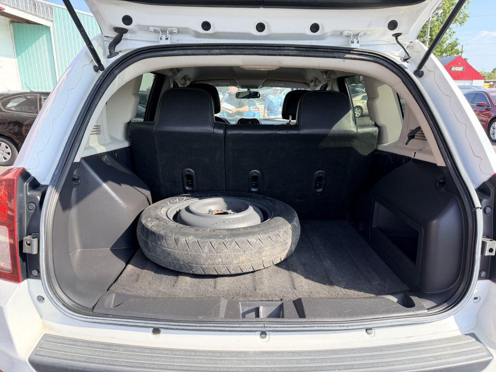 Photo 5 of this JEEP COMPASS
