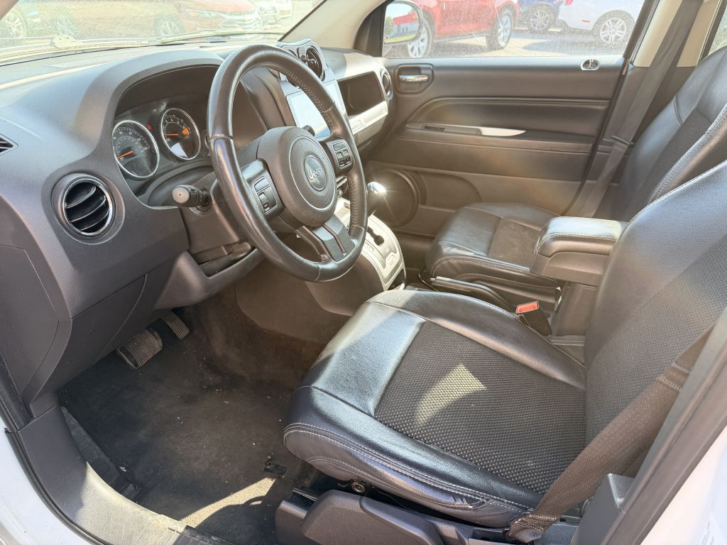 Photo 9 of this JEEP COMPASS