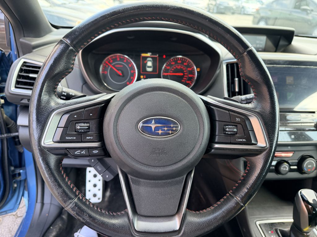 Photo 10 of this SUBARU IMPREZA