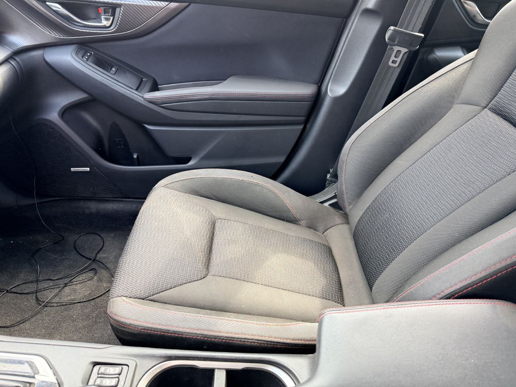 Photo 12 of this SUBARU IMPREZA