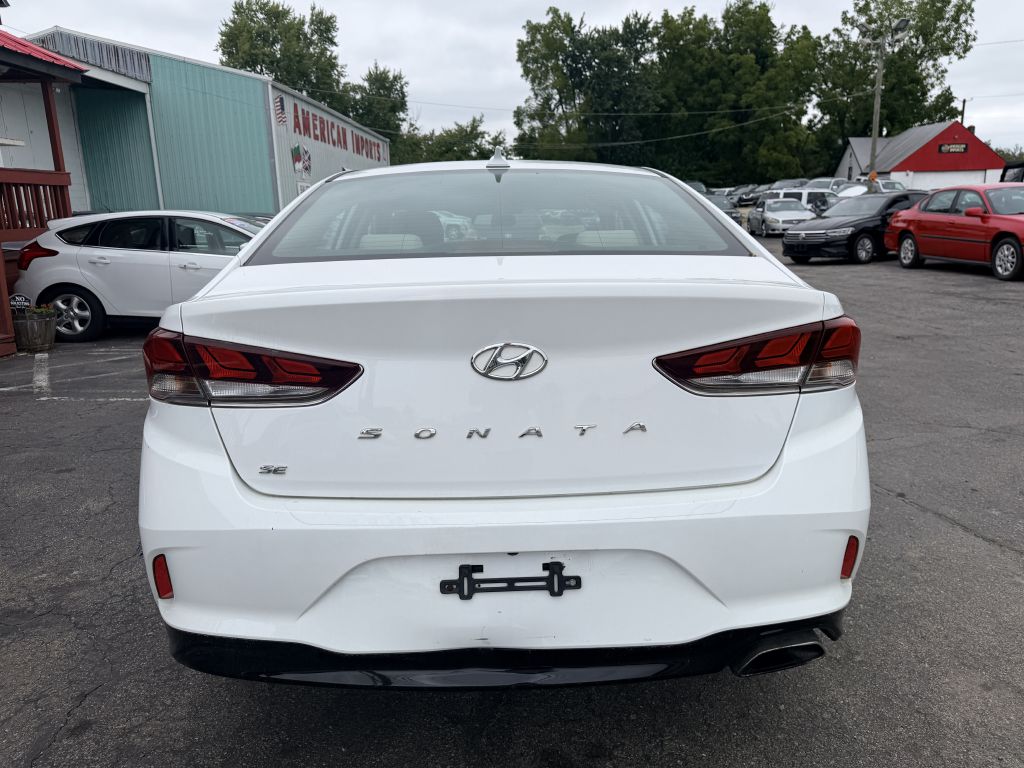 Photo 4 of this HYUNDAI SONATA