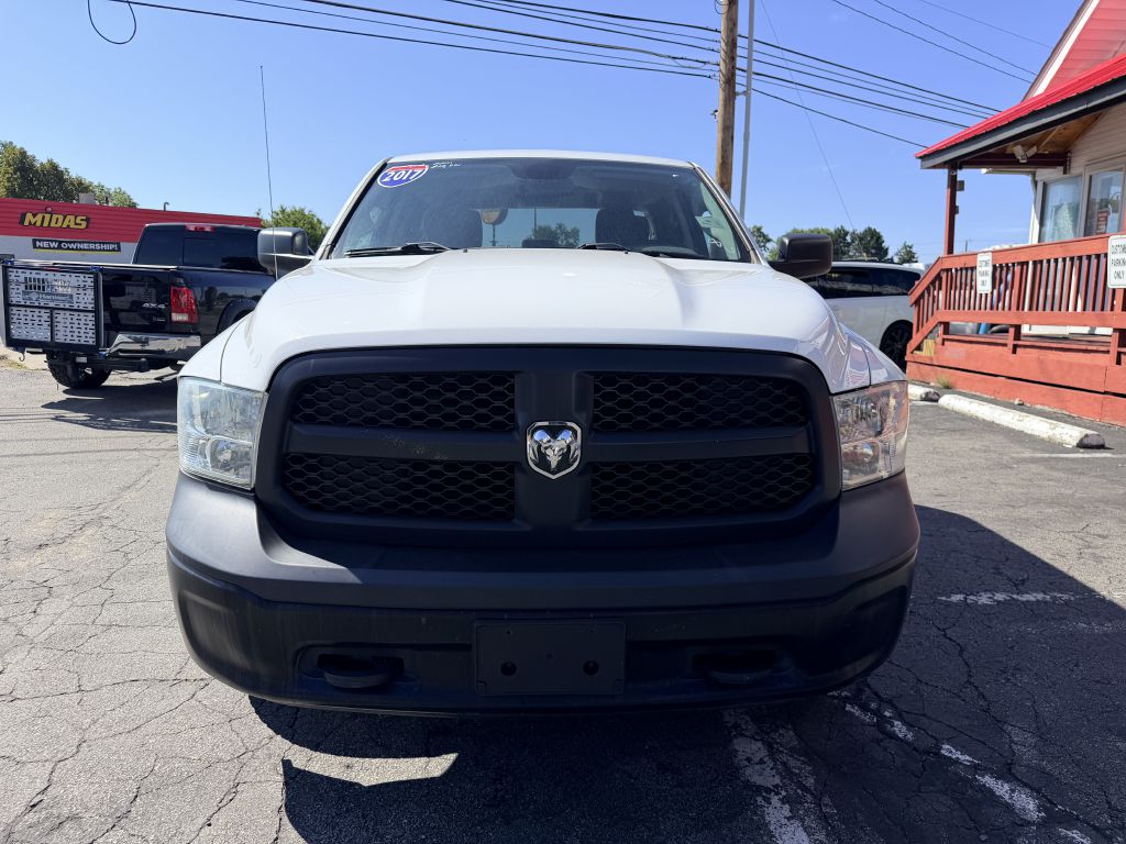 Photo 2 of this RAM 1500